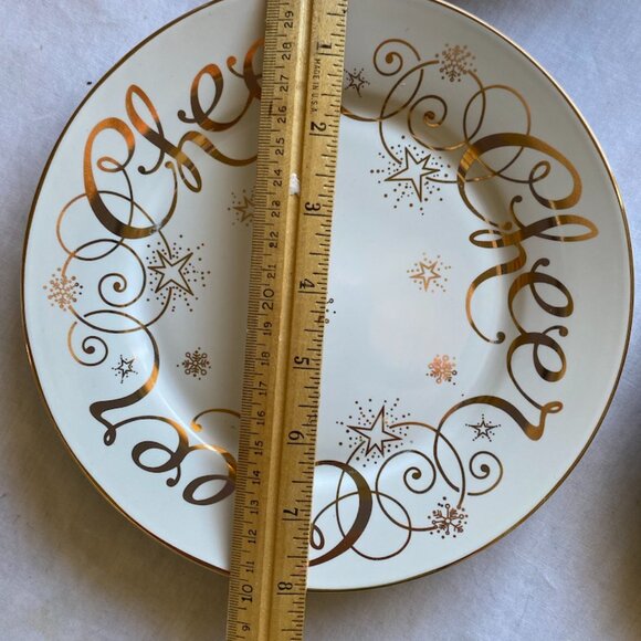 Set of 4 Hausenware Holiday Lyn Dillin Cheer Appetizer Dessert Plates w/Napkins - Picture 4 of 6
